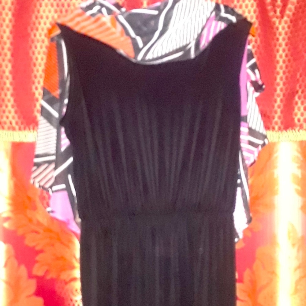 Jumpsuit - Picture 3 of 5